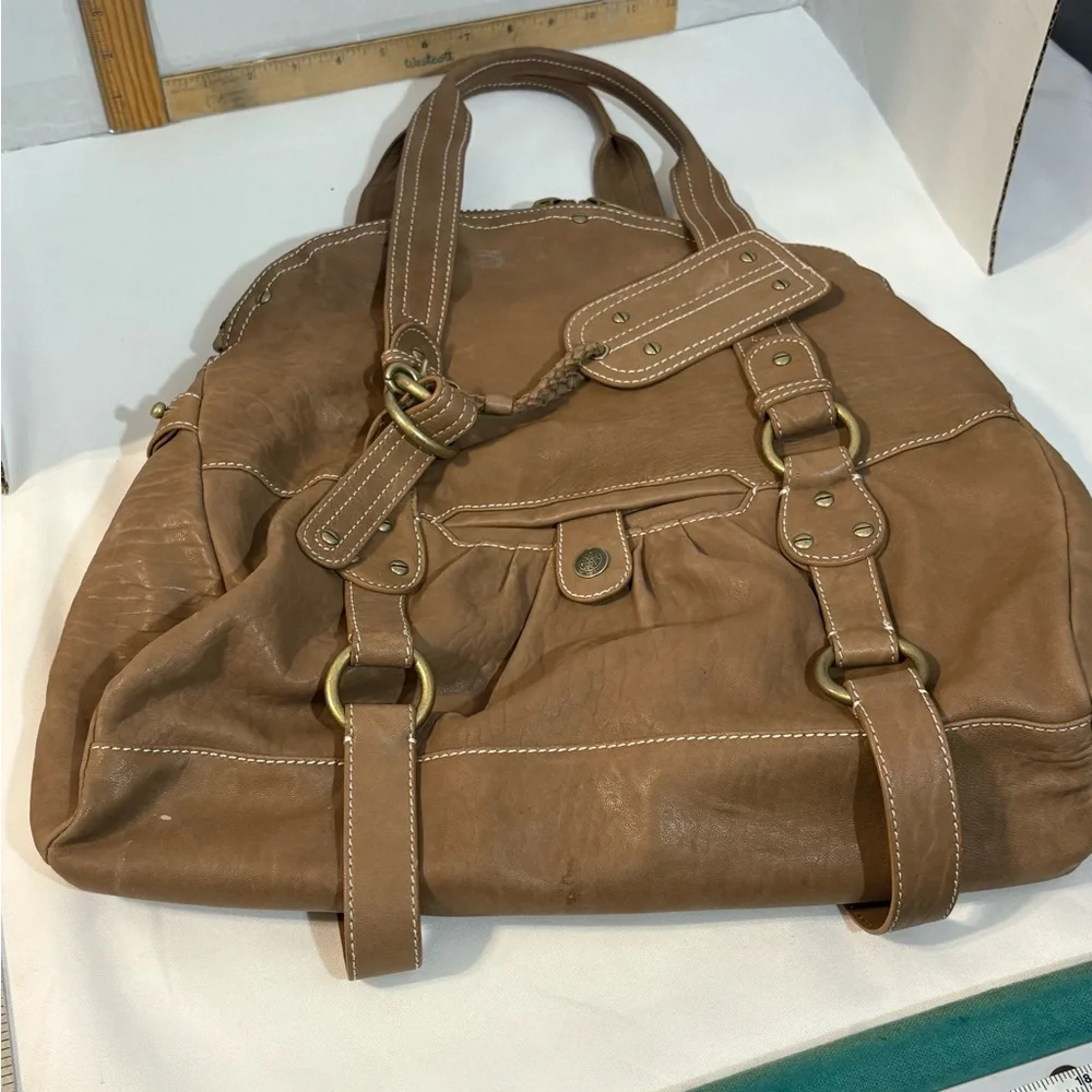 Cynthia Rowley women’s‎ large butter soft leather handbag tan w/pockets